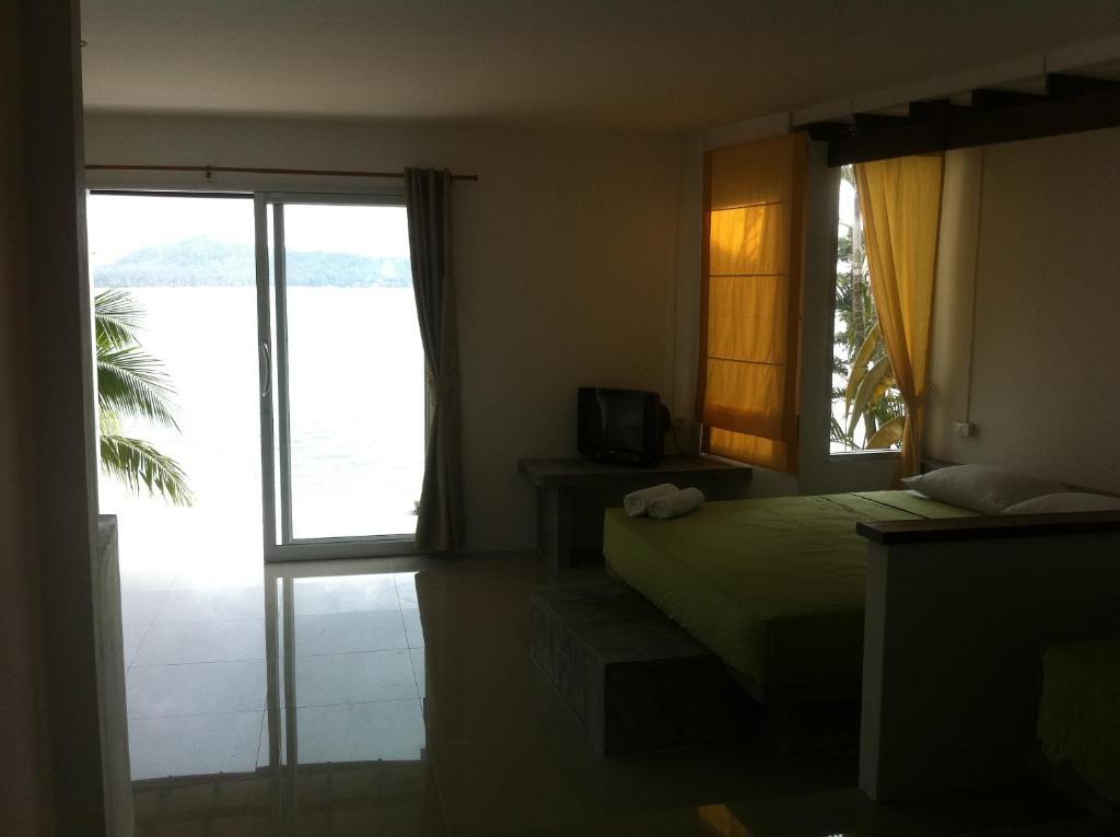 Moon Beach Resort Ko Pha Ngan Buitenkant foto