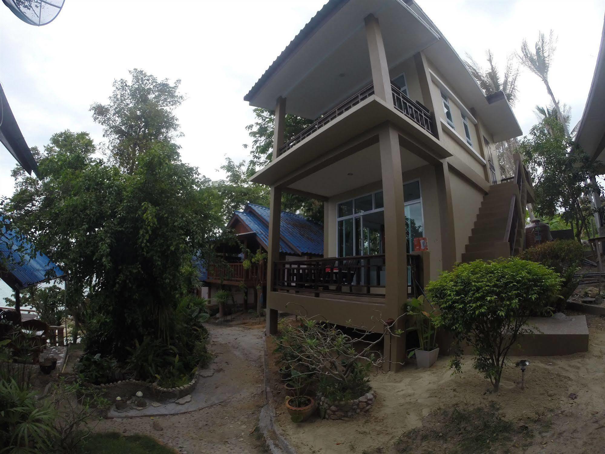 Moon Beach Resort Ko Pha Ngan Buitenkant foto