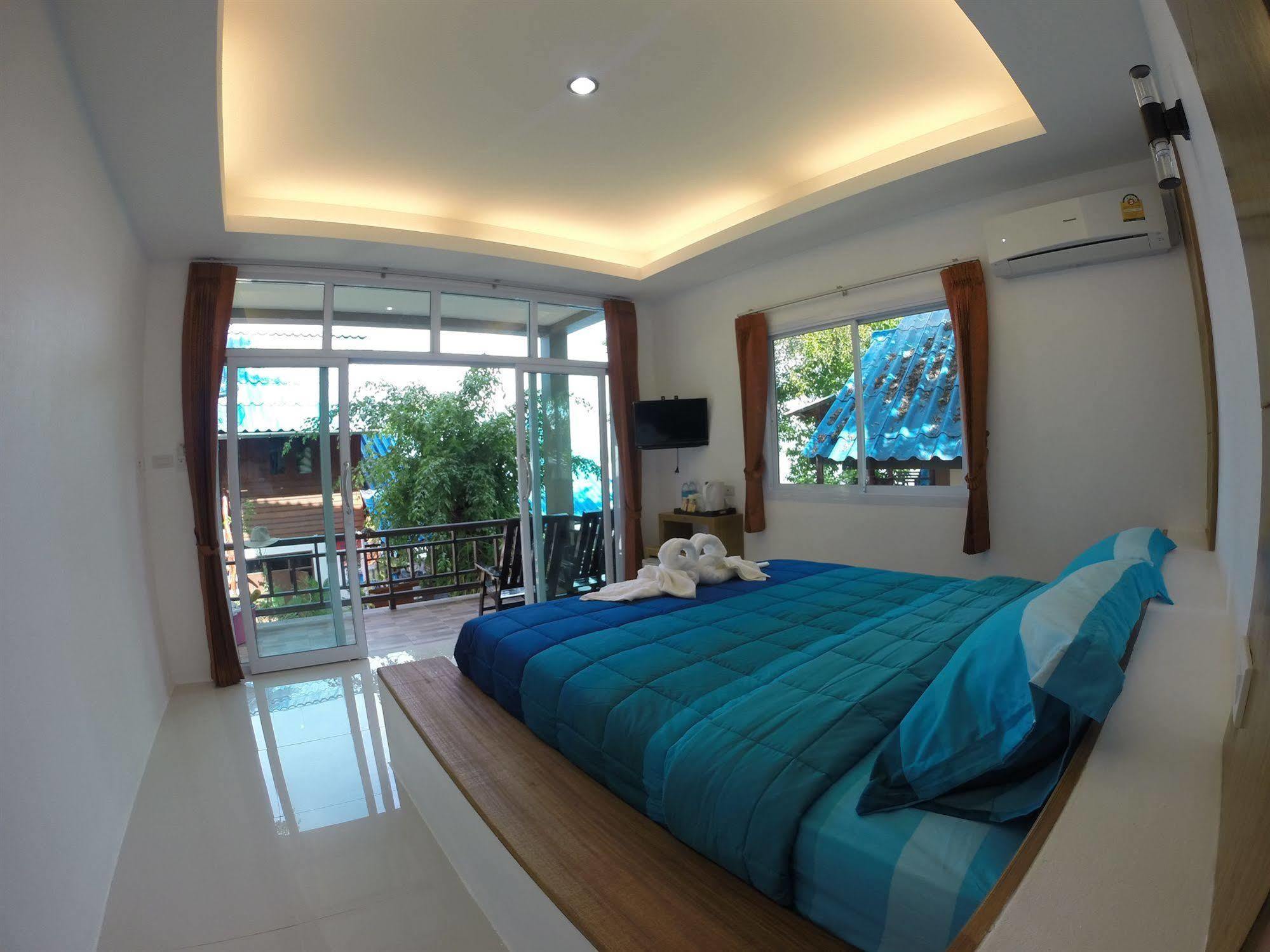 Moon Beach Resort Ko Pha Ngan Buitenkant foto