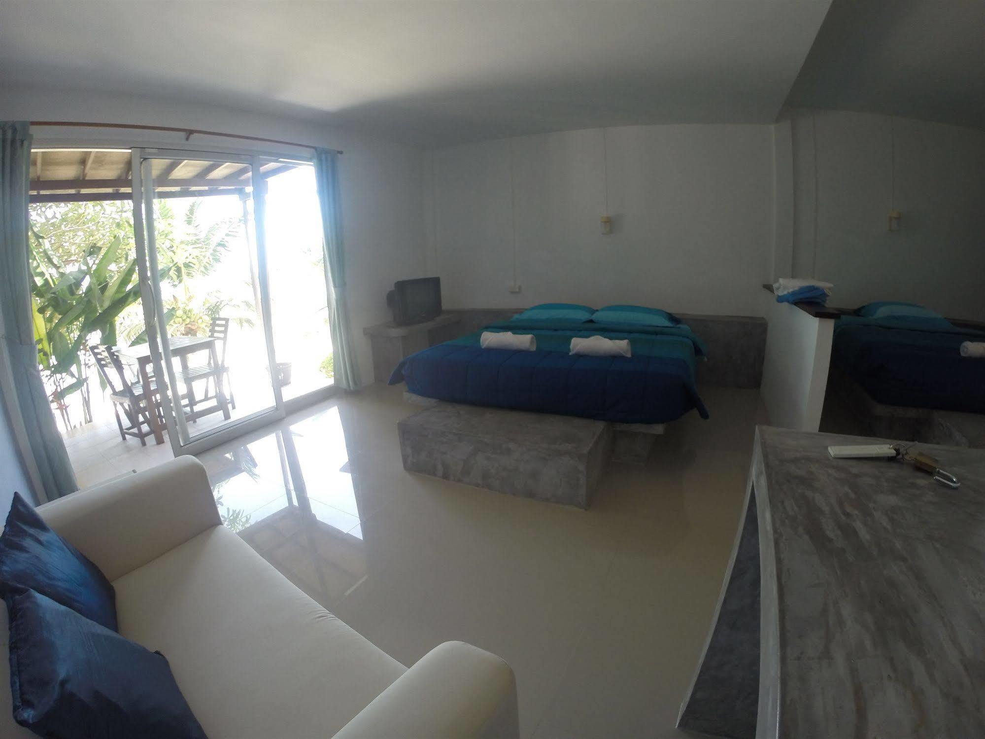 Moon Beach Resort Ko Pha Ngan Buitenkant foto